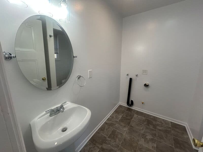 La Cañada Flintridge House: 5128 Crown Ave.