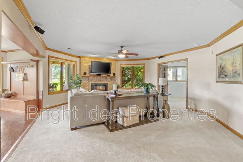Plymouth House: 6210 Deerwood Circle North