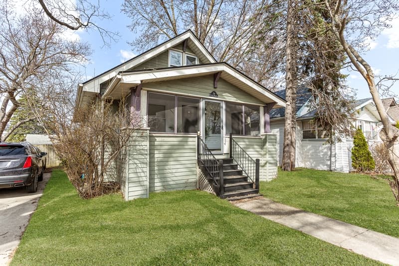 Royal Oak House: 214 West Twelve Mile Road