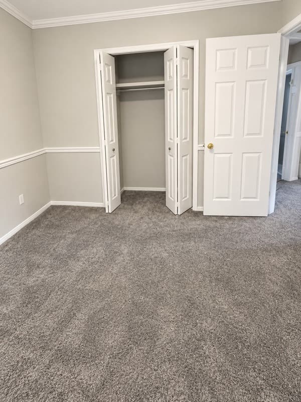 Edmonton House: 4711 43 Avenue NW