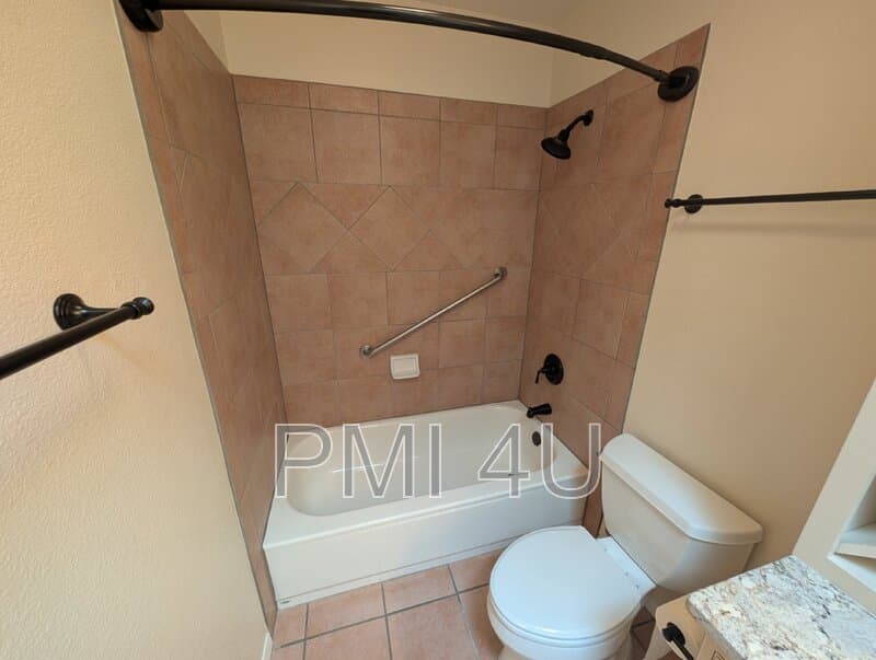Albuquerque House: 12612 Carmel Ct NE