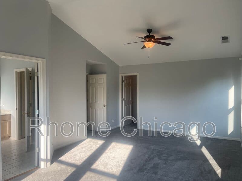 Carol Stream House: 1034 Idaho St.