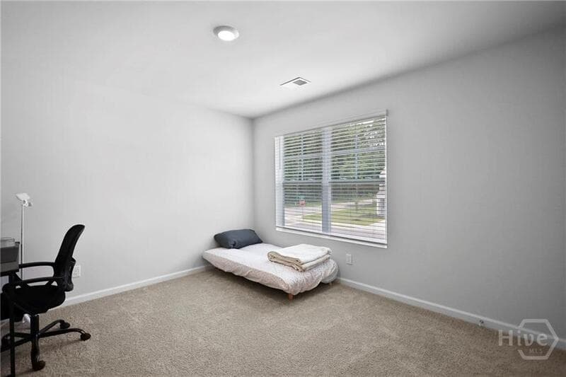 Hinesville House: 25 Hazy Lane