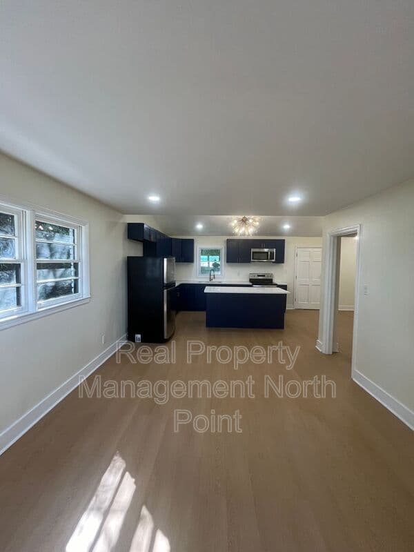 Atlanta House: 1645 Metropolitan Pkwy SW