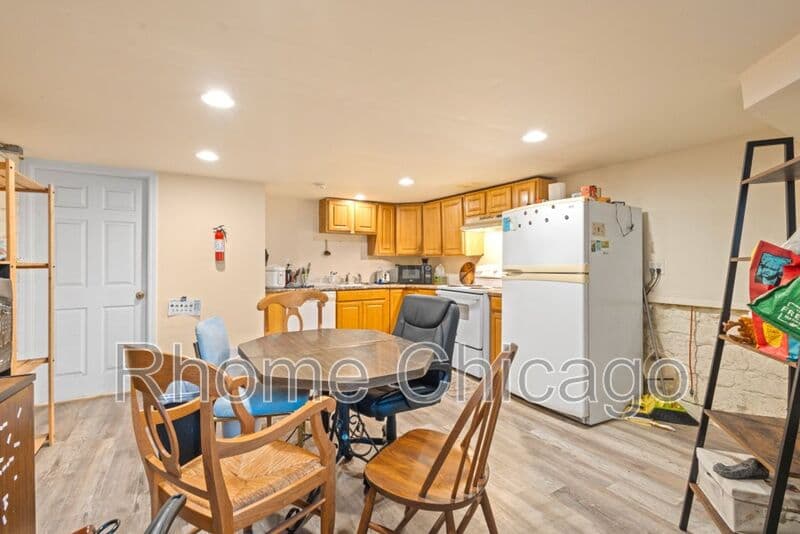 Chicago Condo: 6115 S Drexel Ave