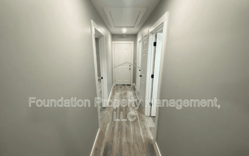 Memphis House: 1378 Eloise Road