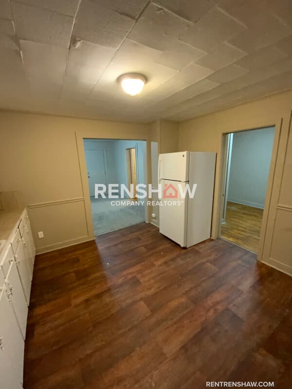Dyersburg House: 1400 Todd Ave