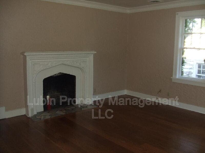 Memphis Condo: 2191 Washington Ave