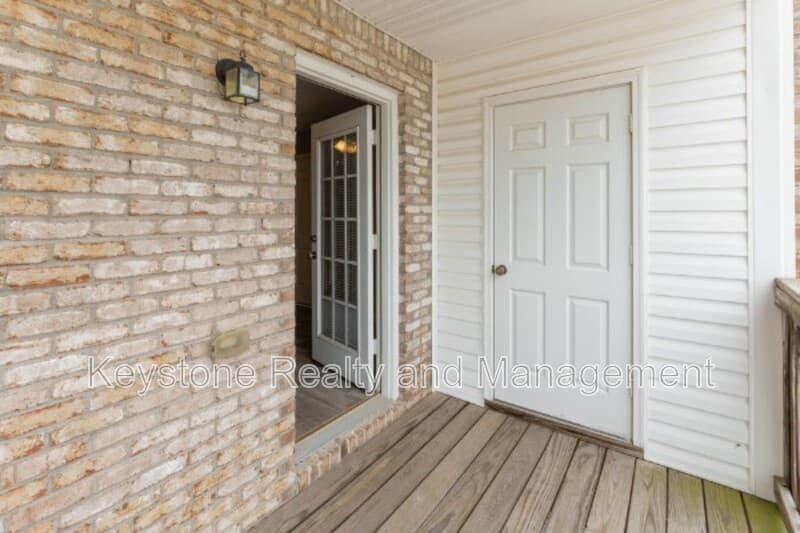 Clarksville Condo: 3301 Royster Lane
