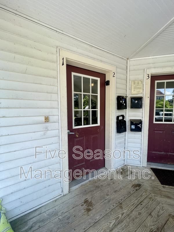 Burlington Condo: 85 Manhattan Drive - 2