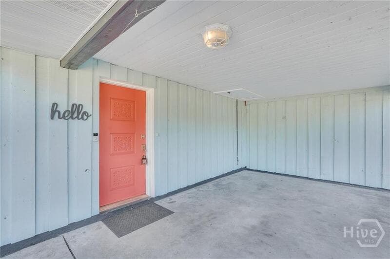 Savannah House: 2337 Shirley Drive