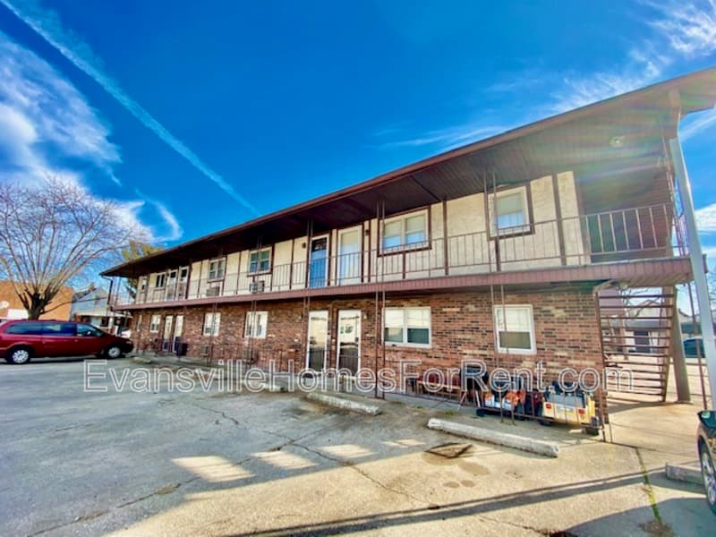 Evansville Condo: 1010 Mary Street - 7