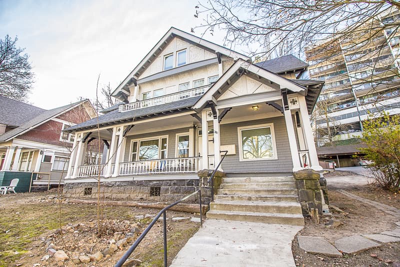 Spokane Condo: 615 West 6th Avenue - D