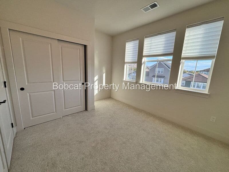 Carson City House: 1128 Grove St