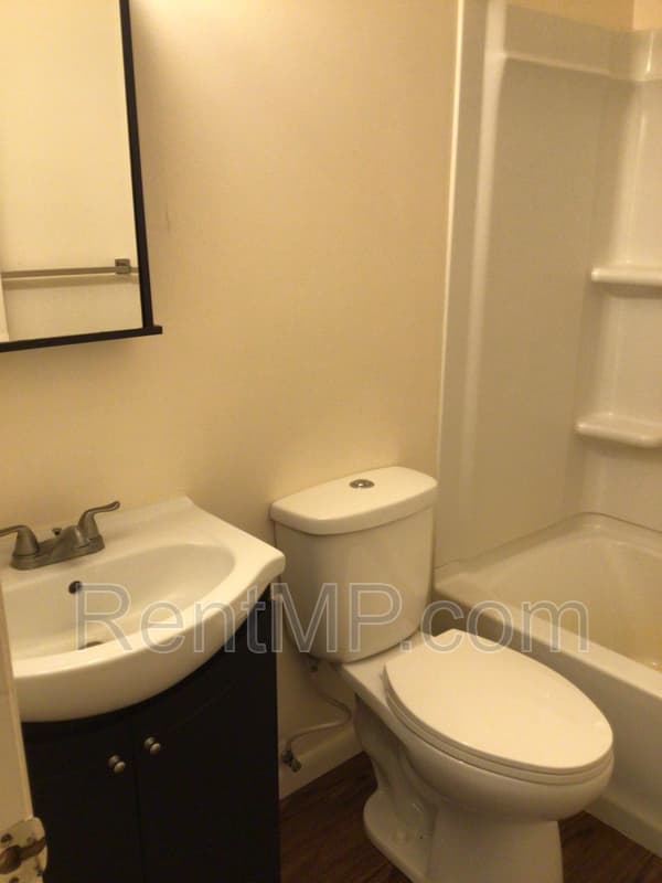 Mt. Pleasant Condo: 3467 S Summerton - APT 2