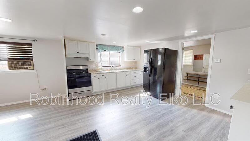 Elko House: 768 South 9th Street