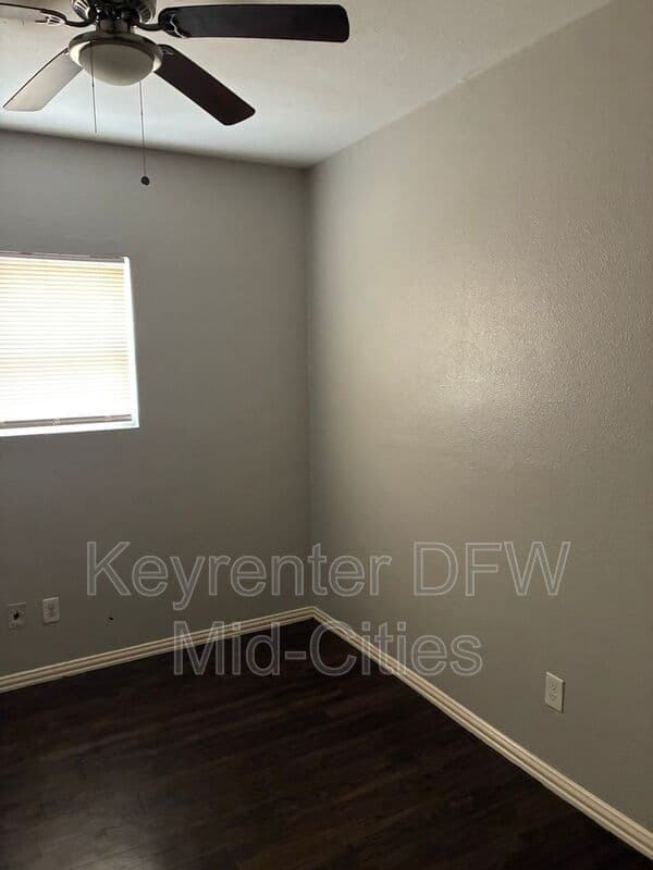 Fort Worth House: 2735 Purington Avenue