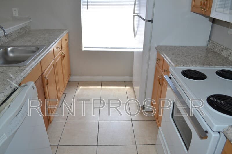 Orlando Condo: 2000 Ludlow Lane