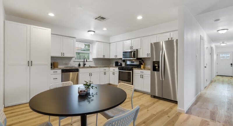 Austin Condo: 1118 Ebert Avenue