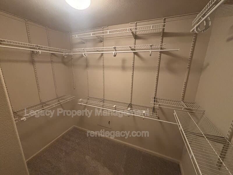 Folsom Condo: 108 Esplanade Circle