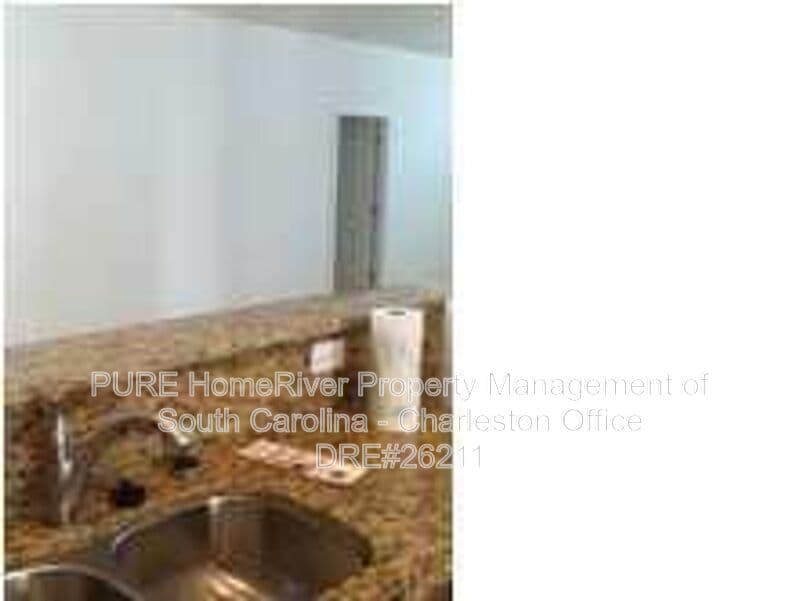Mount Pleasant House: 2669 Lohr Dr