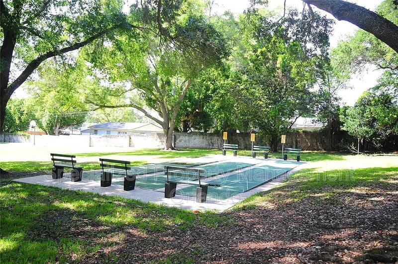 Altamonte Springs Townhome: 685 Scarlet Oak Cir