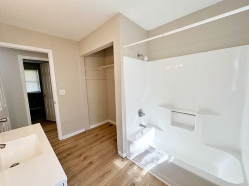 Greensboro Condo: 1200 Highland Avenue - 1200