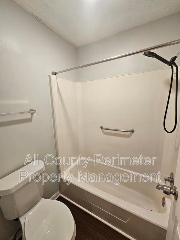 College Park House: 6255 Beaver Creek Trail