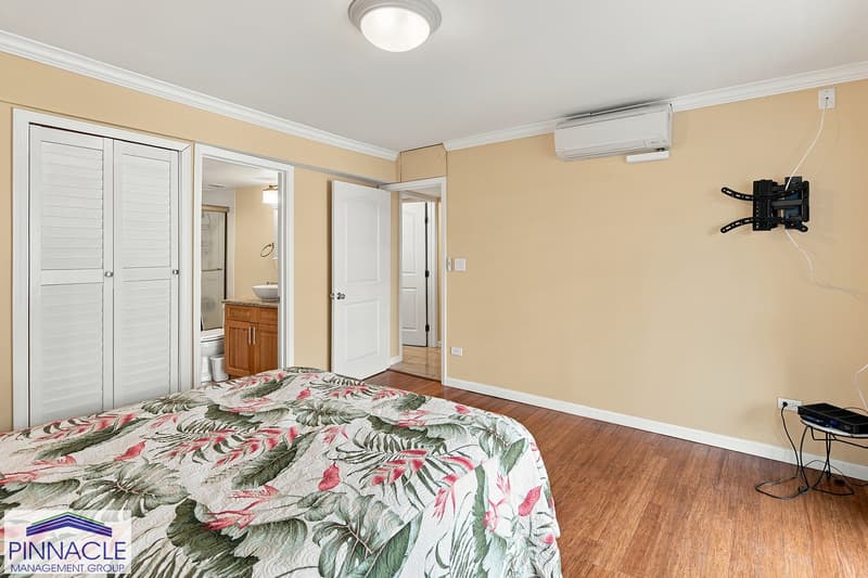Honolulu Condo: 1804 Ala Moana Blvd #6B
