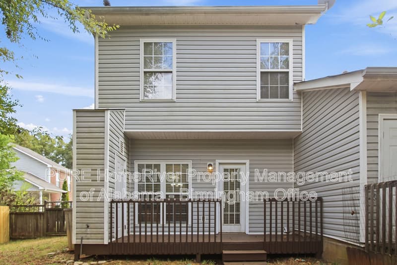 Alabaster House: 206 Park Village Circle