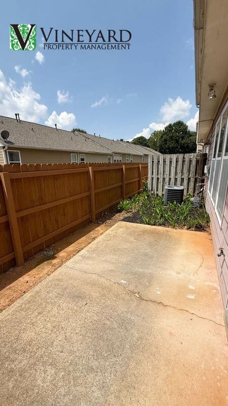 Kennesaw Townhome: 1934 Lake Heights Circle NW
