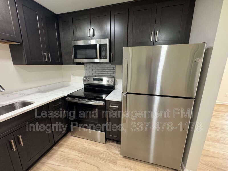 Lafayette Condo: 105 Meaux Blvd Apt 7