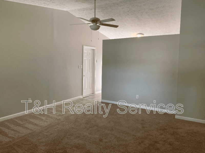 Indianapolis House: 6125 Epperson Drive
