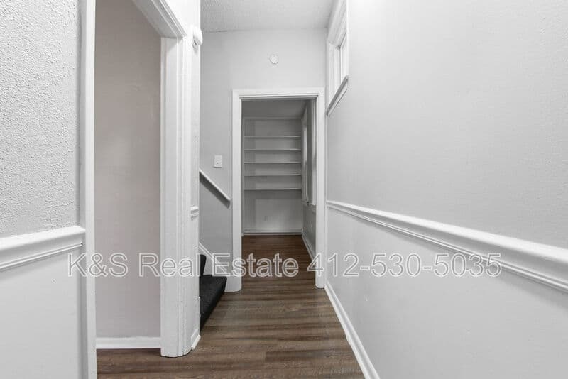 Pittsburgh House: 29 East Orchard Avenue