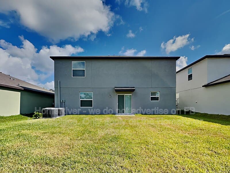 Riverview House: 10227 Shady Preserve Dr