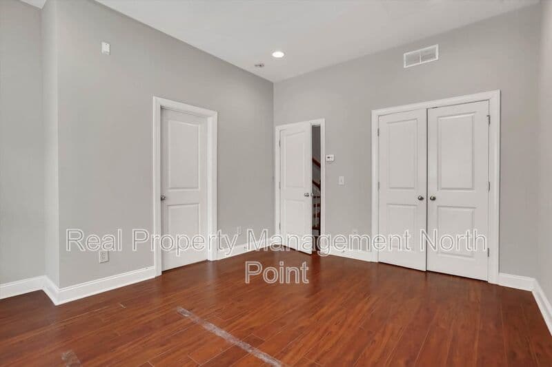 Decatur House: 3026 Eltham Pl