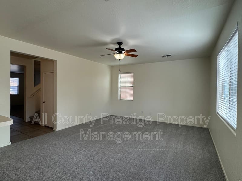 Laveen House: 6859 W Darrel Road