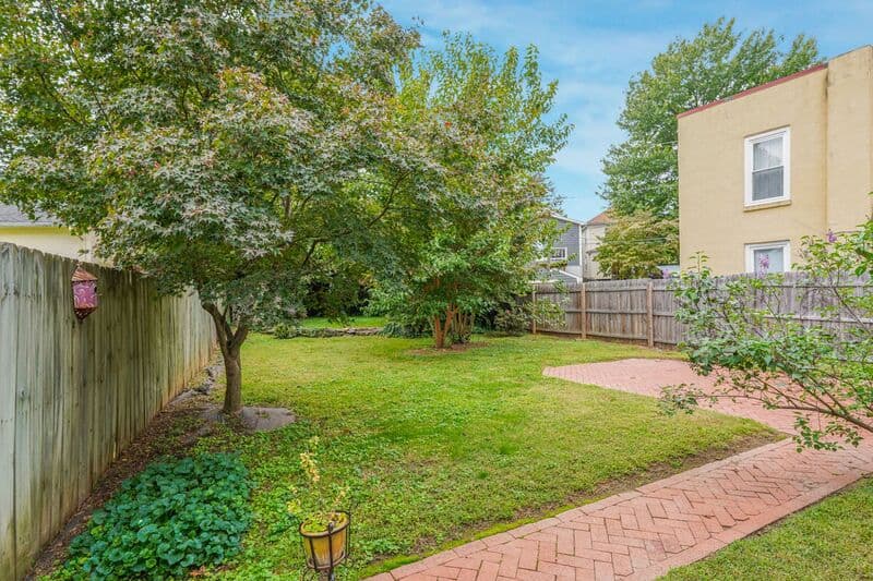 Fredericksburg House: 708 Kenmore Ave