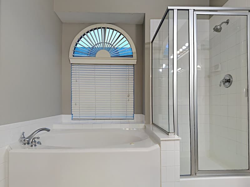 Houston House: 16539 Mesa Point Dr