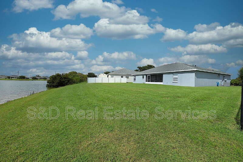 Lakeland House: 5179 White Egret Lane