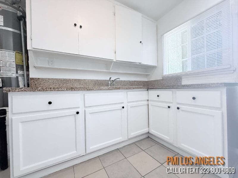 Los Angeles House: 928 East 102nd Street