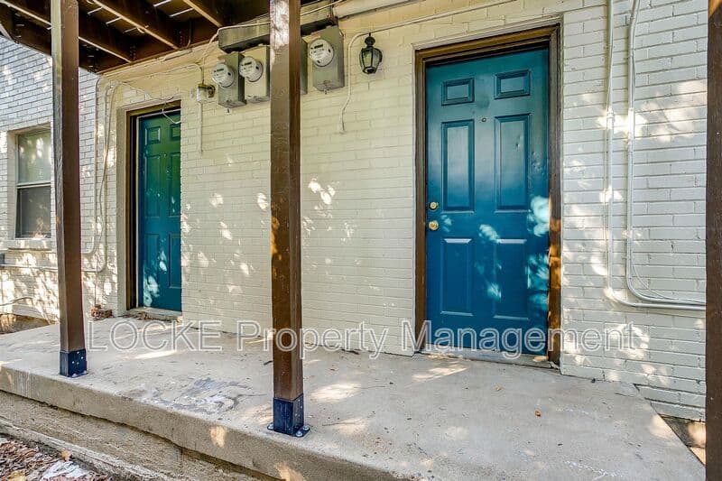 Fort Worth House: 3419 South University Drive