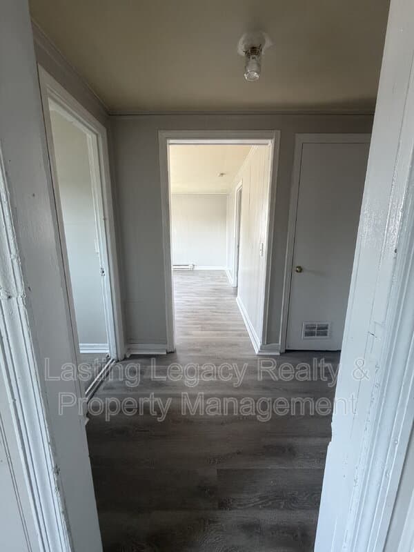 Winston-Salem House: 1207 East 23rd Street