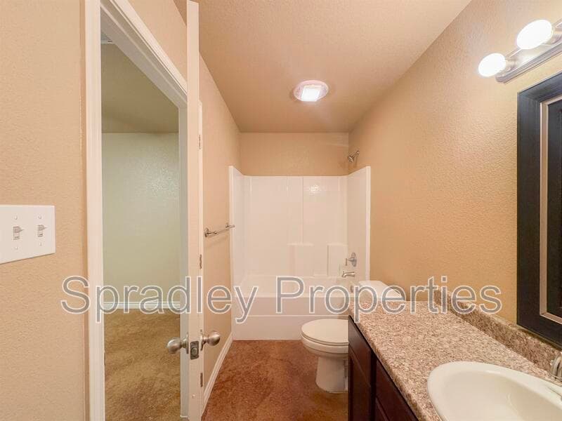 Belton Townhome: 1011 Laila Ln