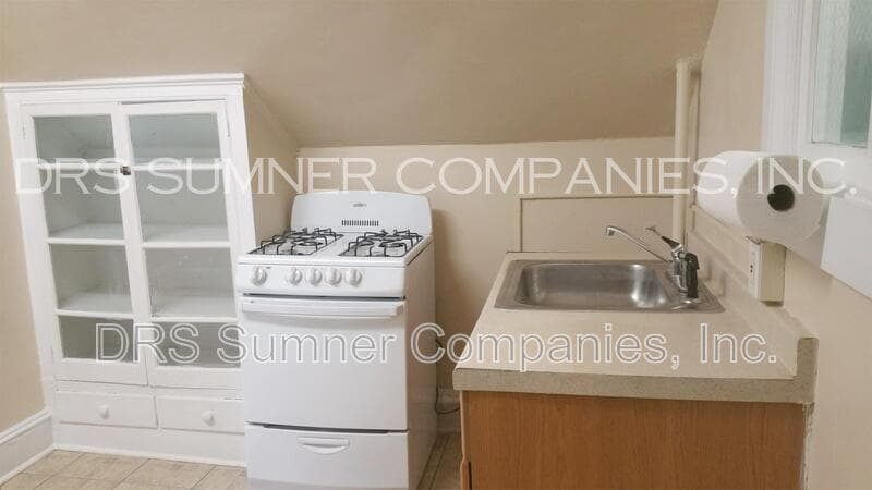 Baltimore Condo: 5440 Frederick Avenue - 2