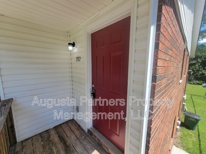 Aiken Condo: 1546 Hamilton Dr