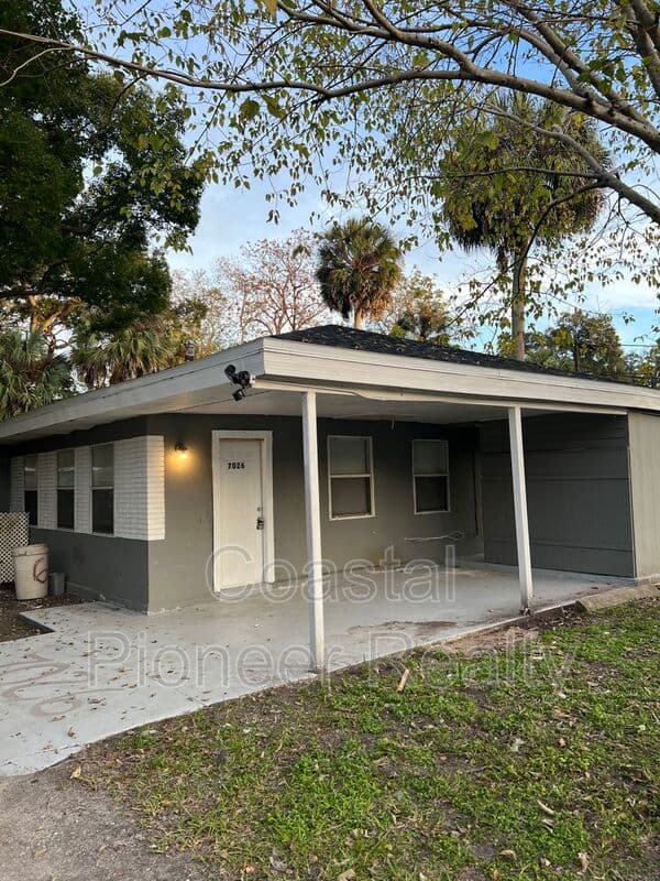 New Port Richey House: 7026 Washington Street