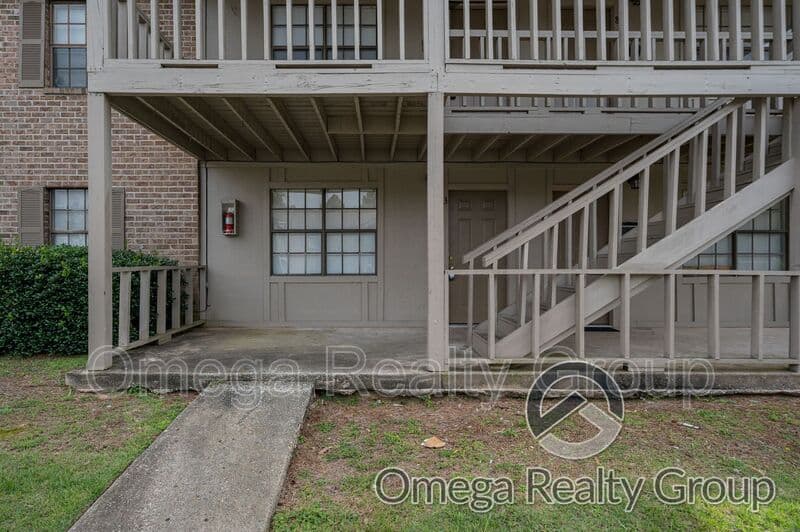 Phenix City Apartment: 901 25th Ave