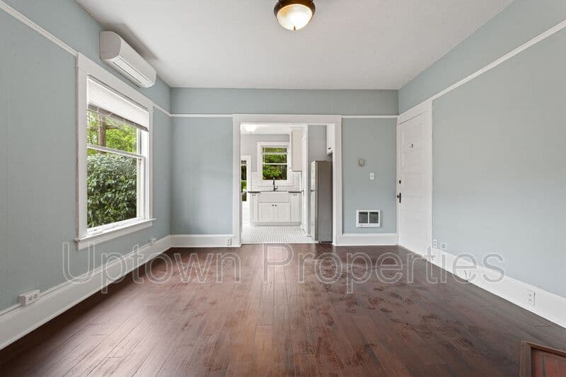 Portland House: 1005 SE 27th Avenue