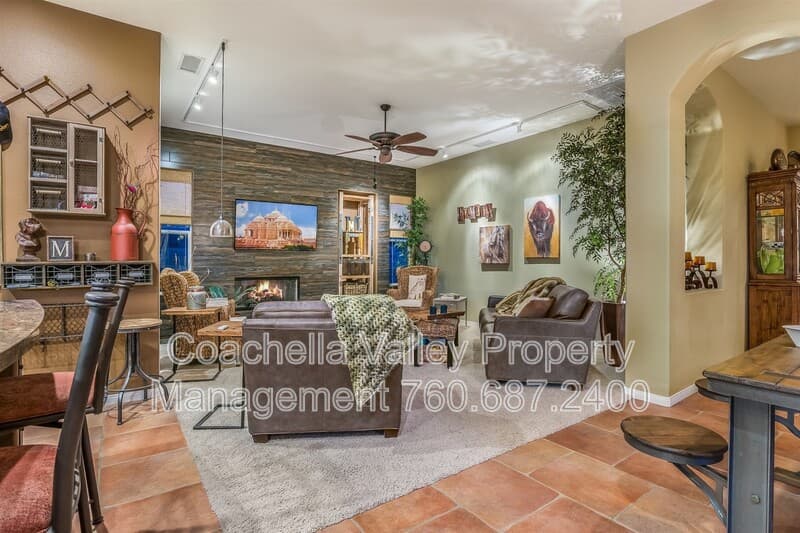 Palm Desert House: 26 Calle Lantana